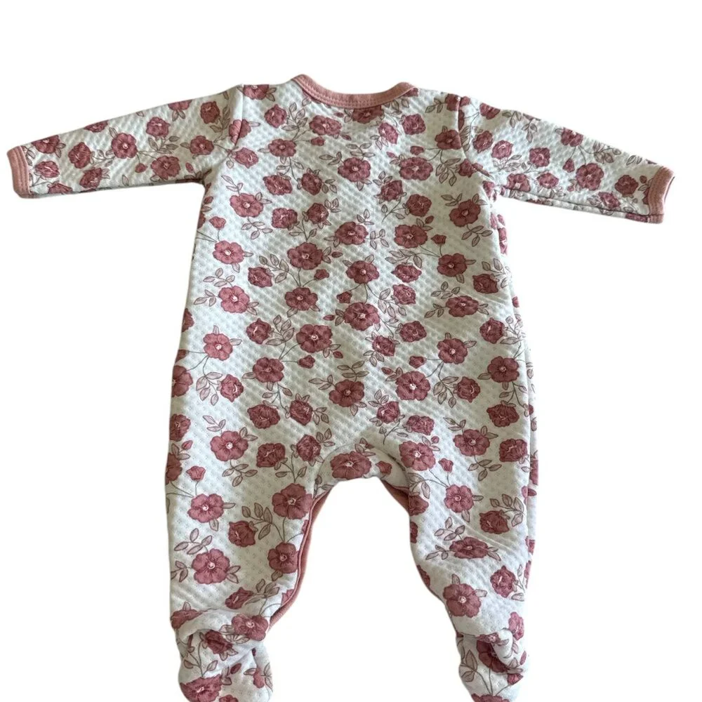 Duck Duck Goose Floral one-piece outfit/sleeper 0-3M‎ Baby Girl